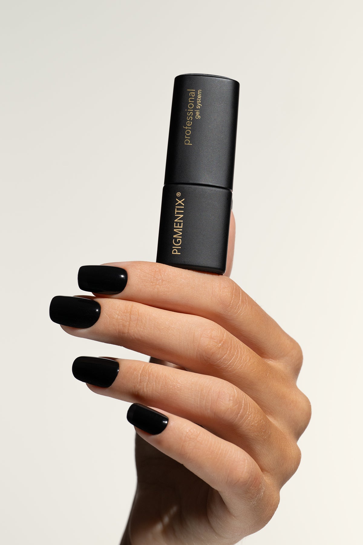 Pigmentix gelinis lakas Pure Noir 001