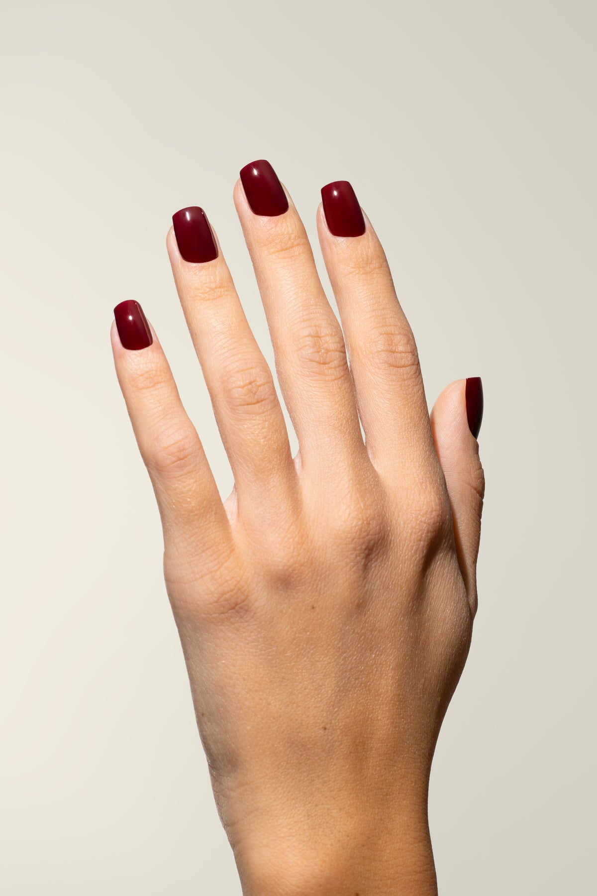 Pigmentix gelinis lakas Rosewood N04 – Cherry Noir, 8 ml – manikiūras